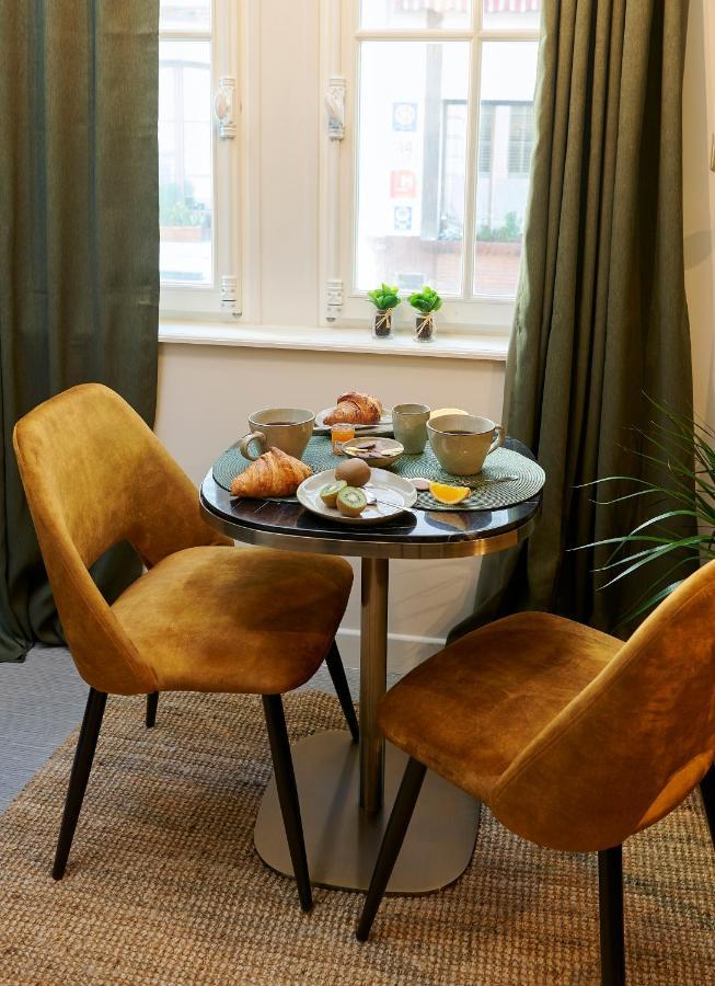 Bubble 8 Apartment Epernay Bagian luar foto